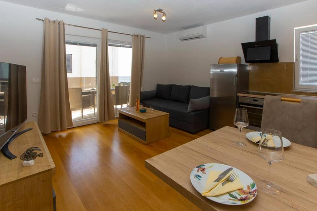 Apartments Vladimir #3 Makarska Exterior photo